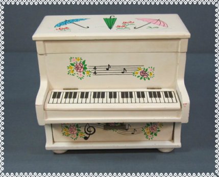 pianojewelrybox